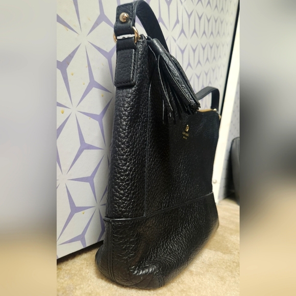 Kate Spade Black Leather Shoulder Bag Pebbeled Black Leather Striped Interior - Picture 4 of 9